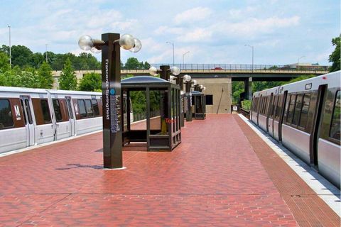 Tiny photo for 5716 Glamis Drive, ALEXANDRIA, VA 22315 (MLS # VAFX2306580)