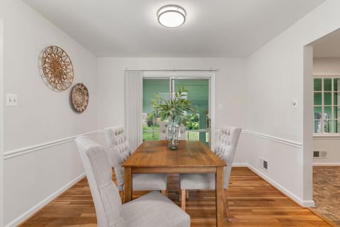 Tiny photo for 5716 Glamis Drive, ALEXANDRIA, VA 22315 (MLS # VAFX2306580)