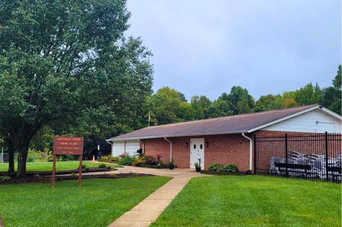 Tiny photo for 5716 Glamis Drive, ALEXANDRIA, VA 22315 (MLS # VAFX2306580)