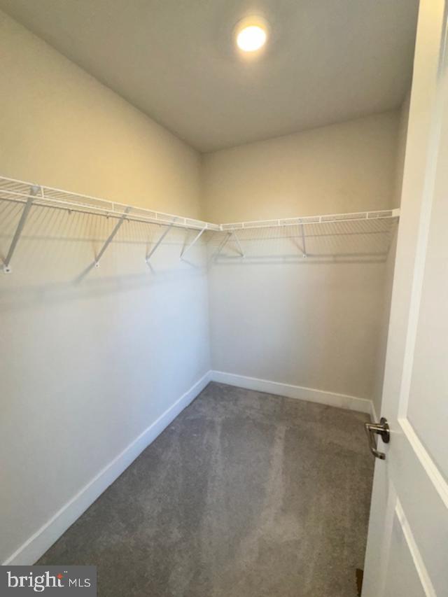 LOCHIEL FARM - Residential Lease