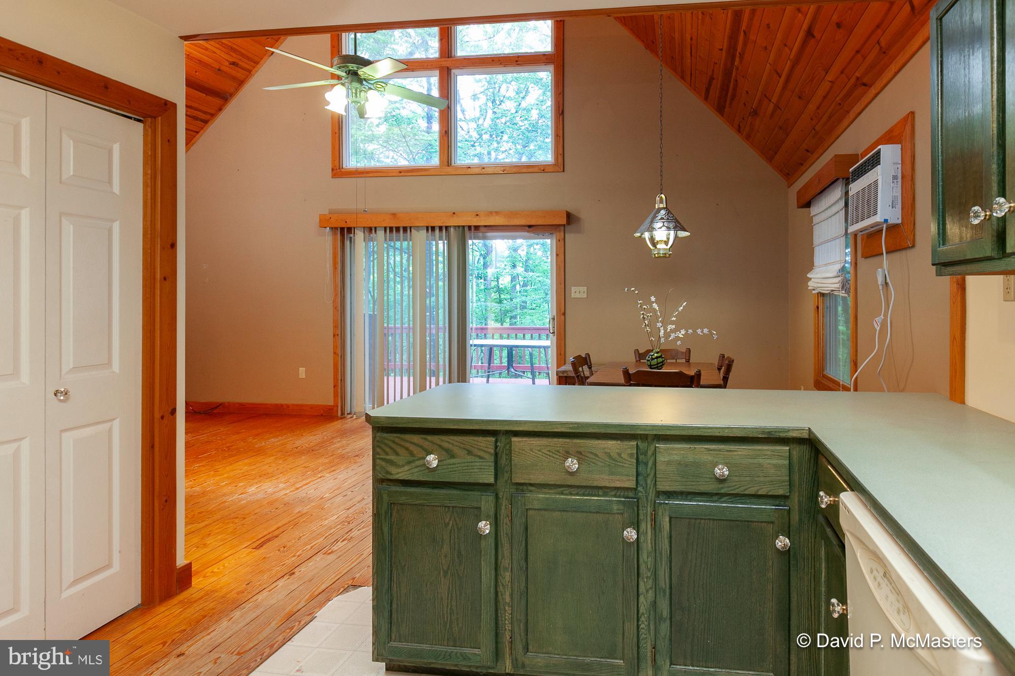 POPLAR SPRINGS - Residential