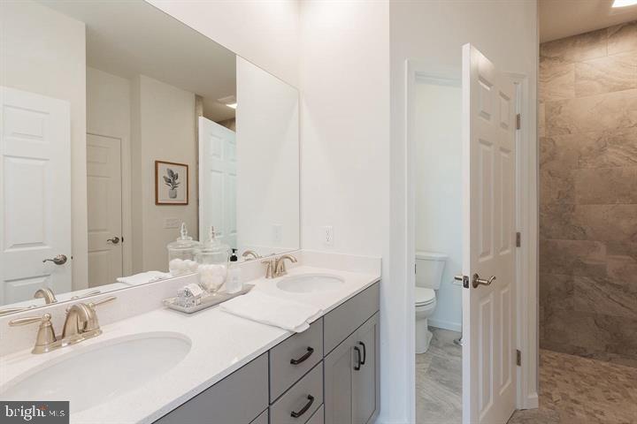 HONEYCROFT VILLAGE - Residential