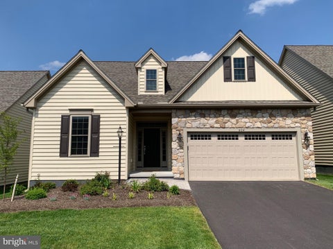 Homes For Sale - 604 Greenbriar Path<br/> COCHRANVILLE, PA 19330