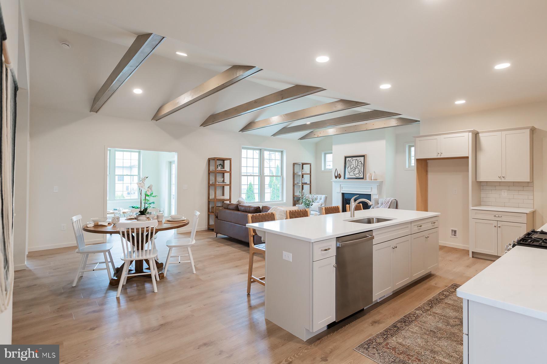 HONEYCROFT VILLAGE - Residential