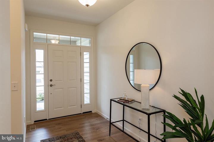 604 GREENBRIAR PATH
