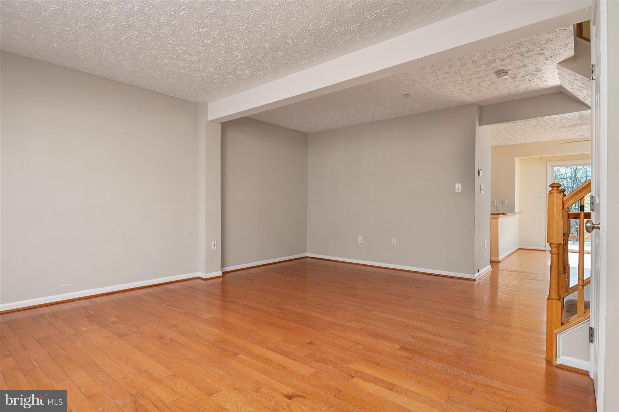 2636 SUMMER BREEZE COURT