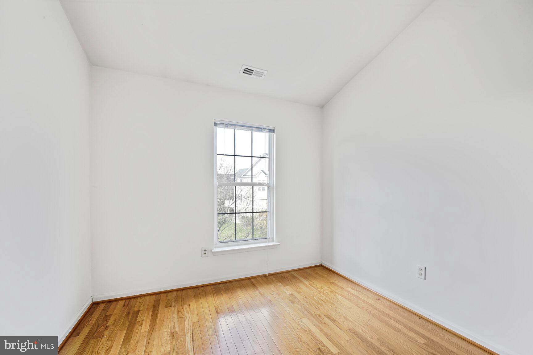 EMERSON - Residential