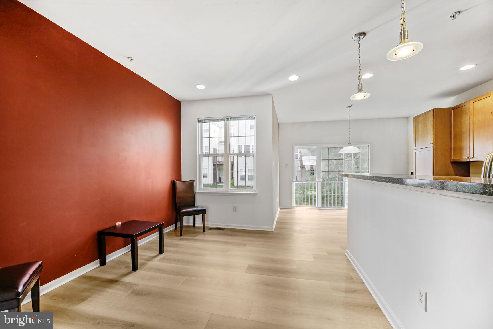 EMERSON - Residential