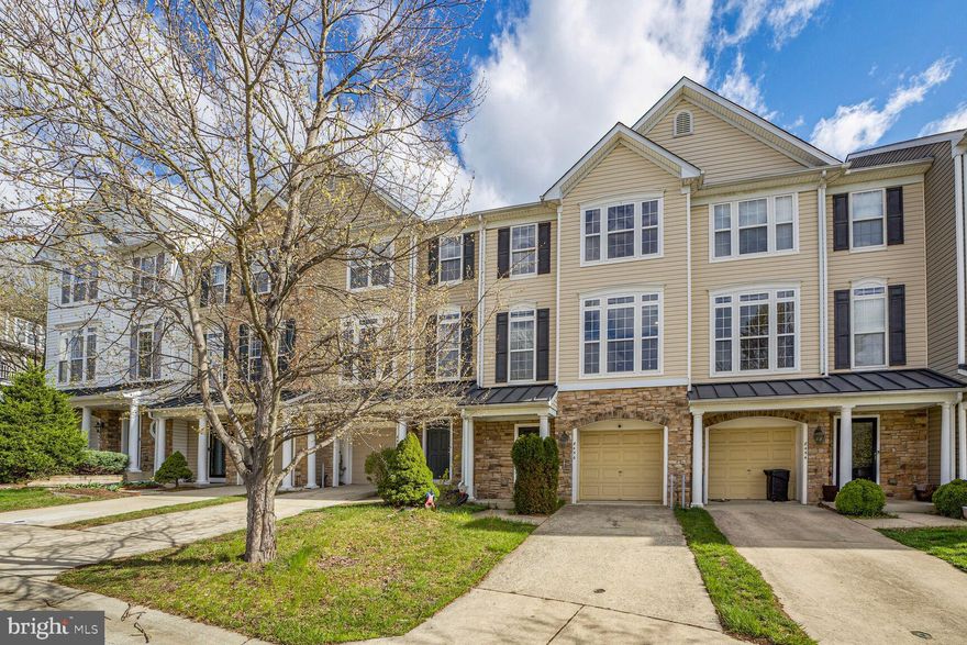 In sought-after Emerson! New flooring in basement and main floor. New Carpet with high quality. Clean, bright, spacious, ready to move-in! 9-ft ceiling, LR DR combo, SS appliance, breakfast bar, morning RM, tons of cabinets. Master suite with luxury bath & walk-in closet. All BR w/ vaulted ceilings. Finished LL boasted a gas fireplace. Convenient to 95,32,29, &216. Playground, pool, park, trail! Library 5min's away.