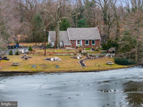 Homes For Sale - 2031 Sylvan Park Road<br/> BURLINGTON, NJ 08016