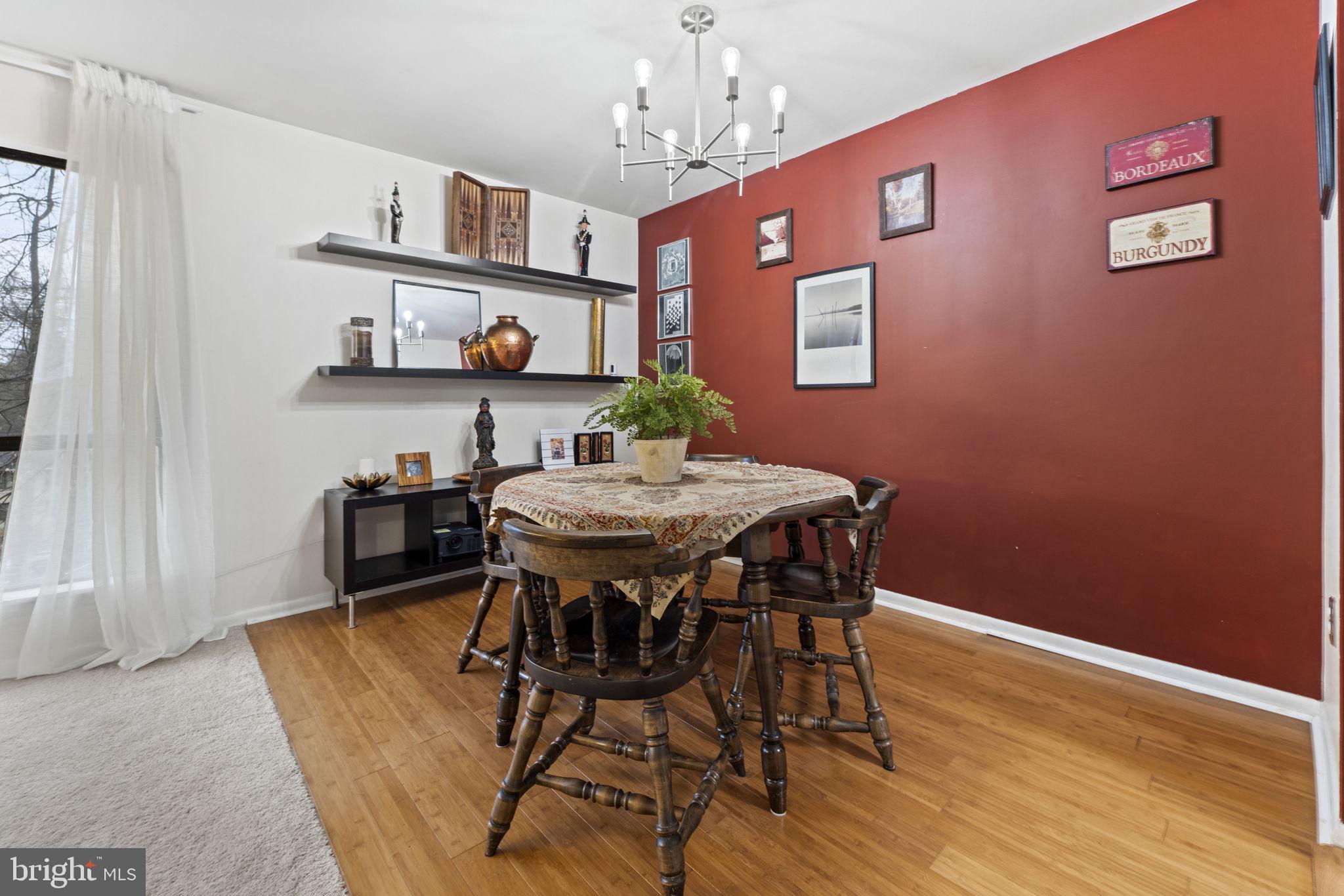 REDLAND STATION TH - Residential