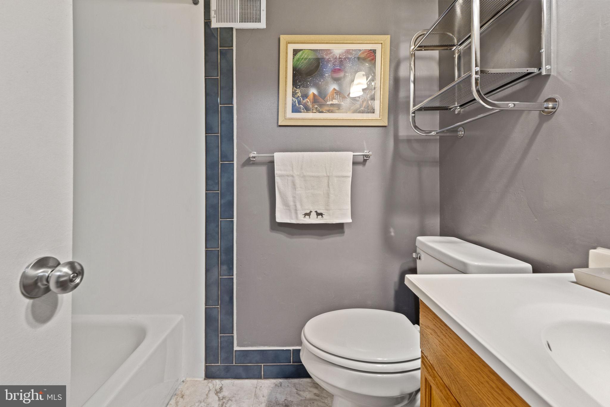 REDLAND STATION TH - Residential