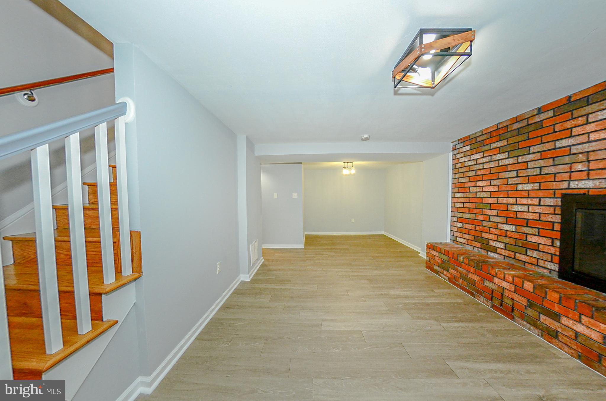 MARLBORO MEADOWS - Residential