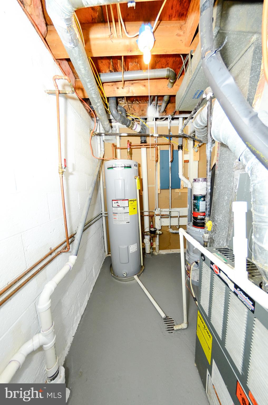 MARLBORO MEADOWS - Residential