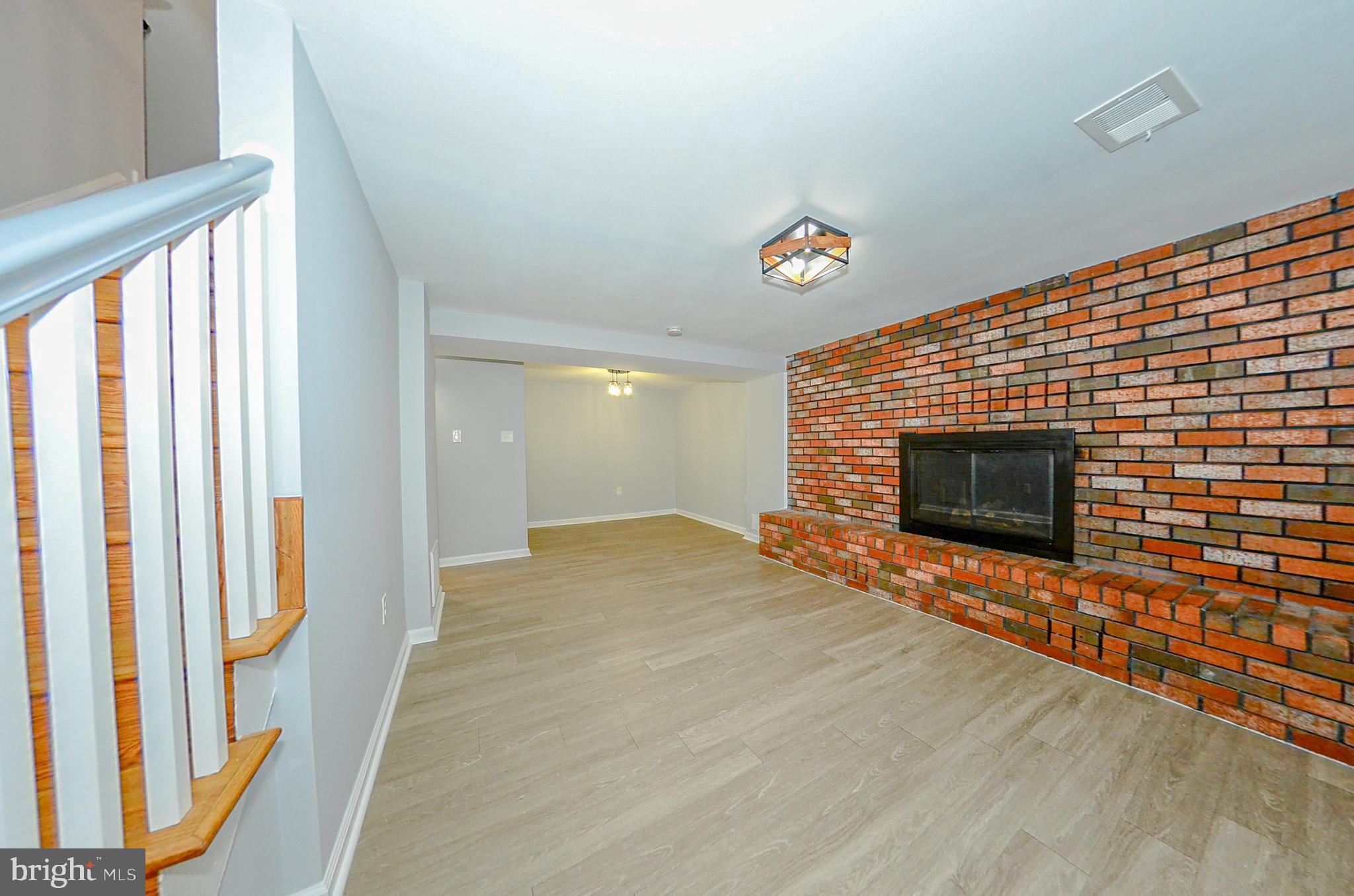 MARLBORO MEADOWS - Residential