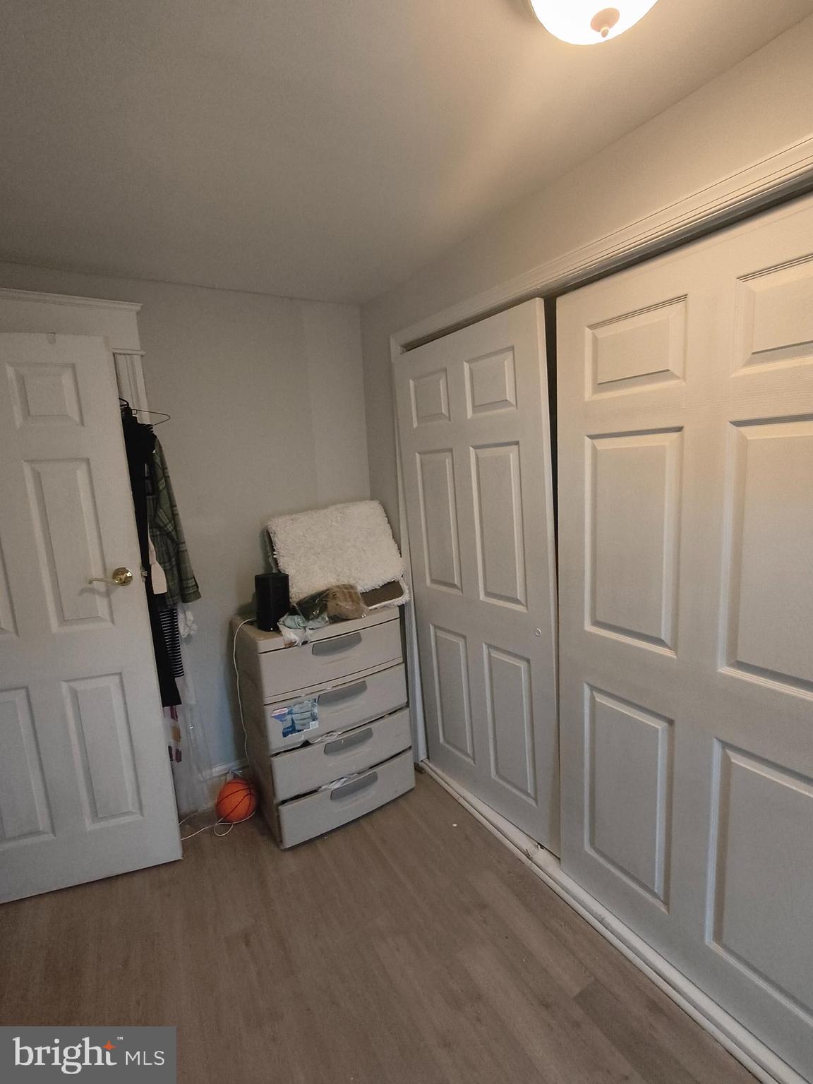 YEADON - Residential