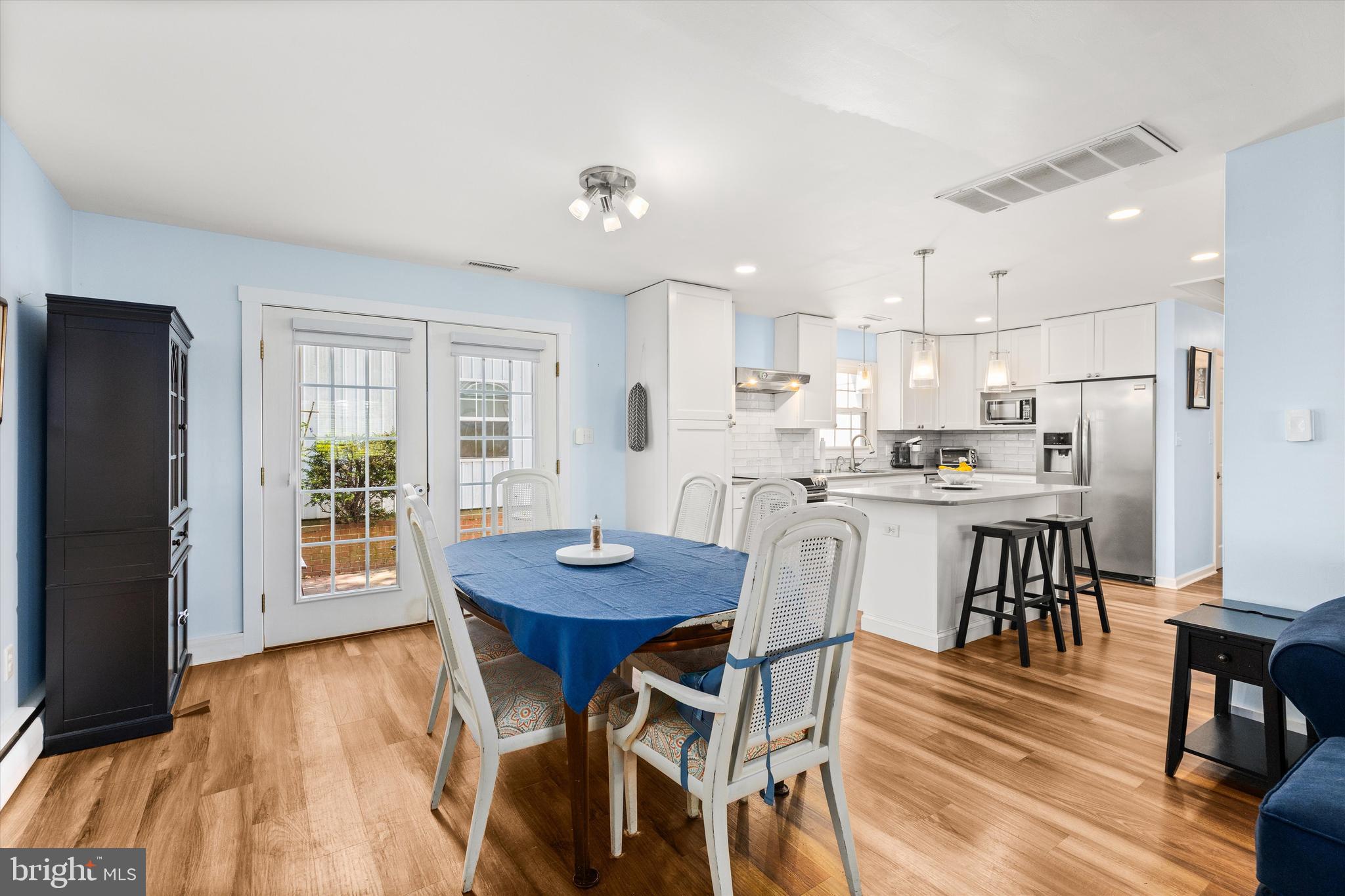 FRANKLIN KNOLL - Residential