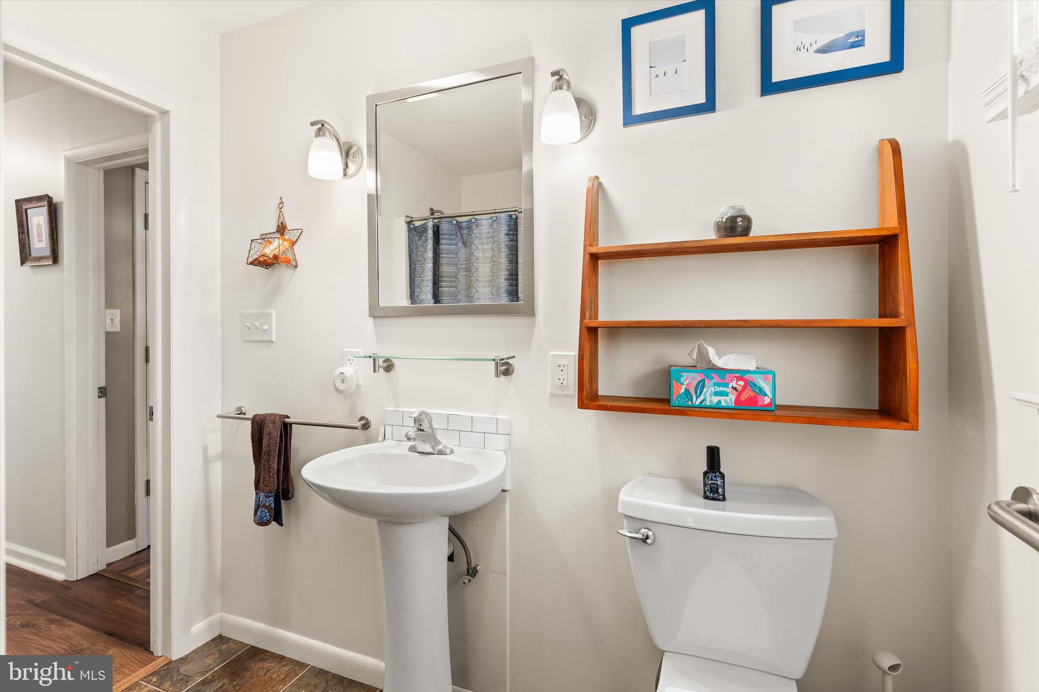 FRANKLIN KNOLL - Residential