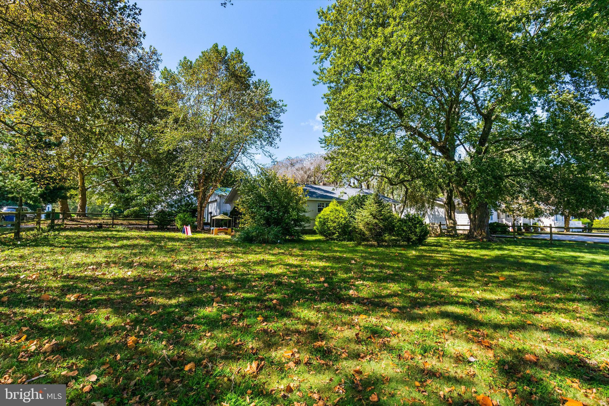 FRANKLIN KNOLL - Residential