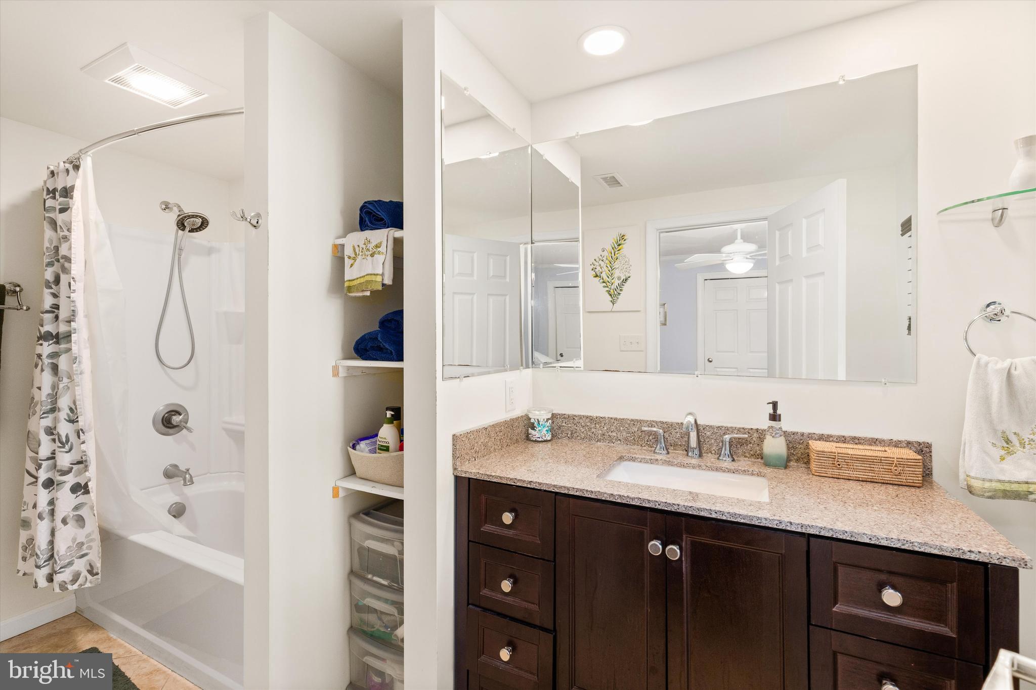 FRANKLIN KNOLL - Residential