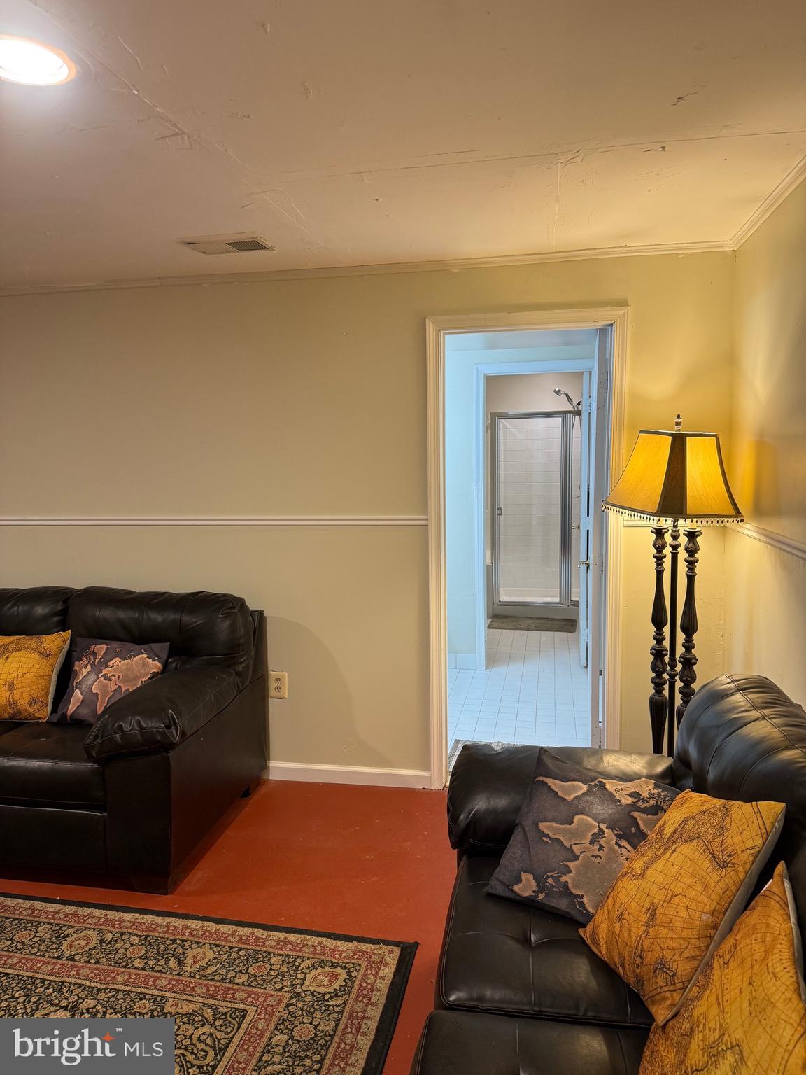 QUINCE ORCHARD KNOLLS - Residential