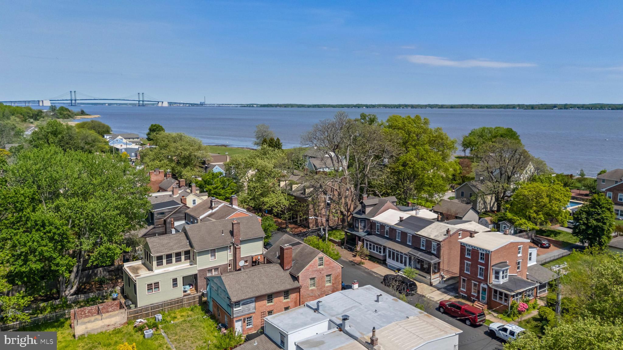113 E SECOND STREET