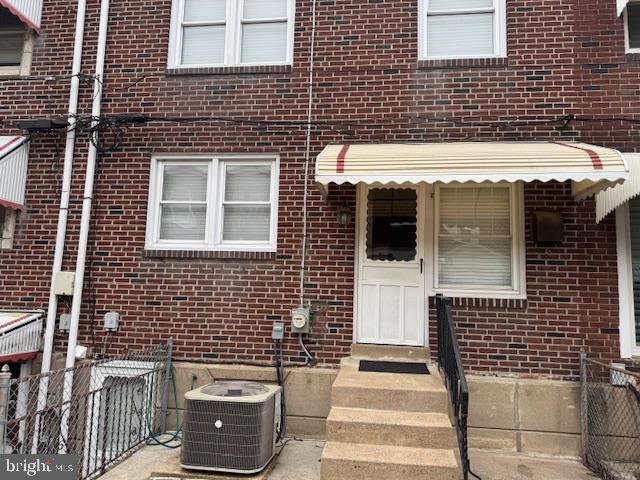 LOWER MOYAMENSING - Residential