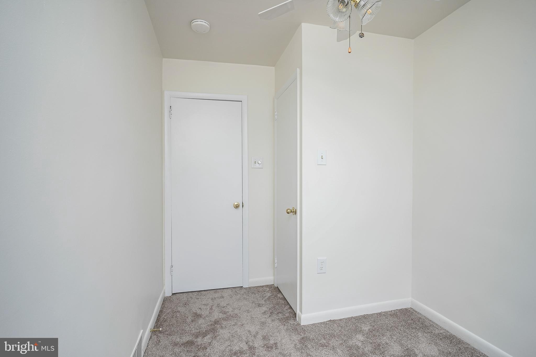 LOWER MOYAMENSING - Residential