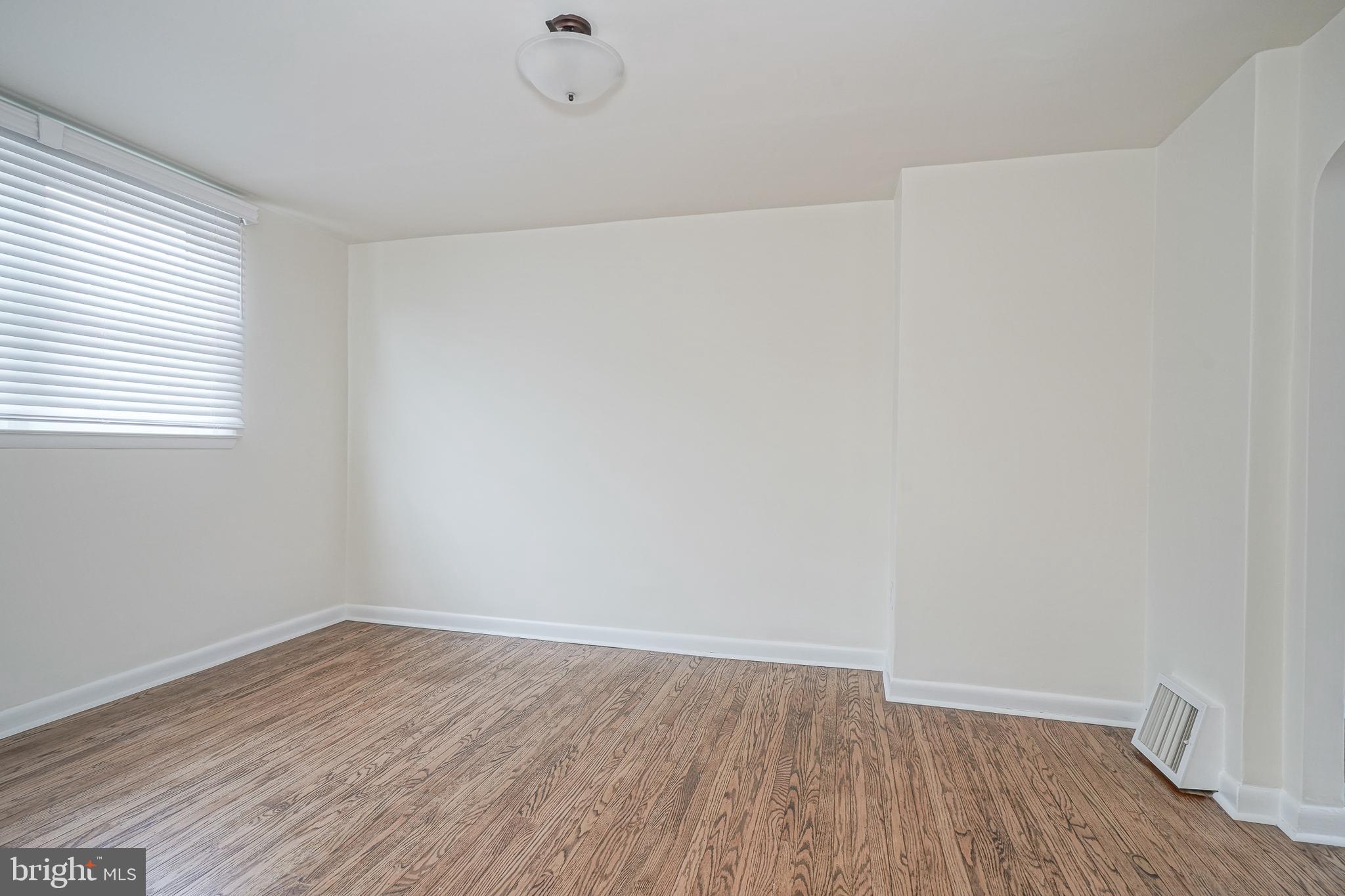 LOWER MOYAMENSING - Residential