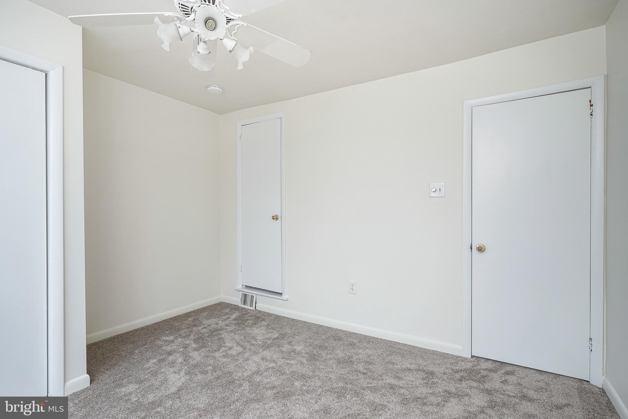 LOWER MOYAMENSING - Residential