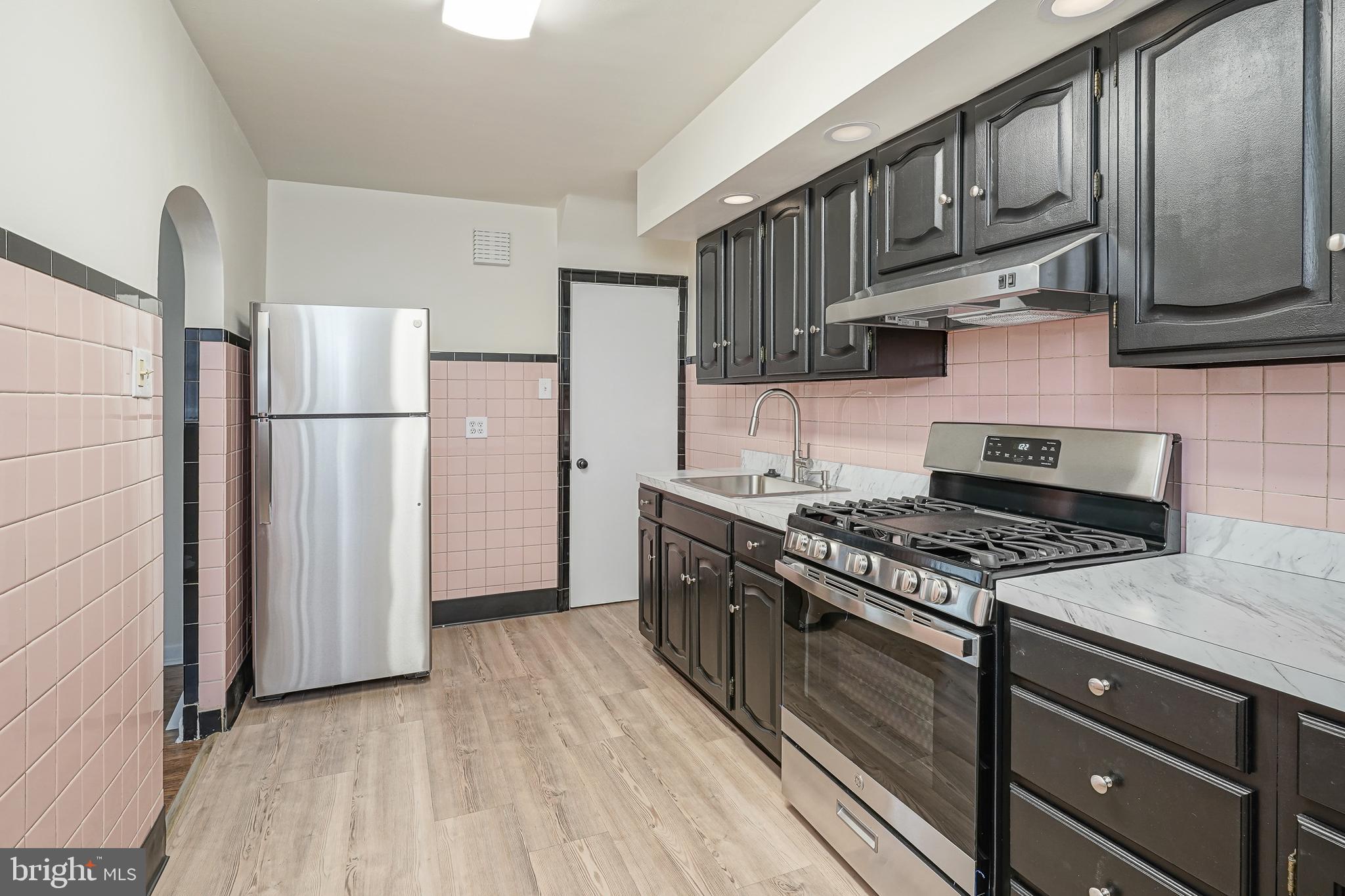 LOWER MOYAMENSING - Residential