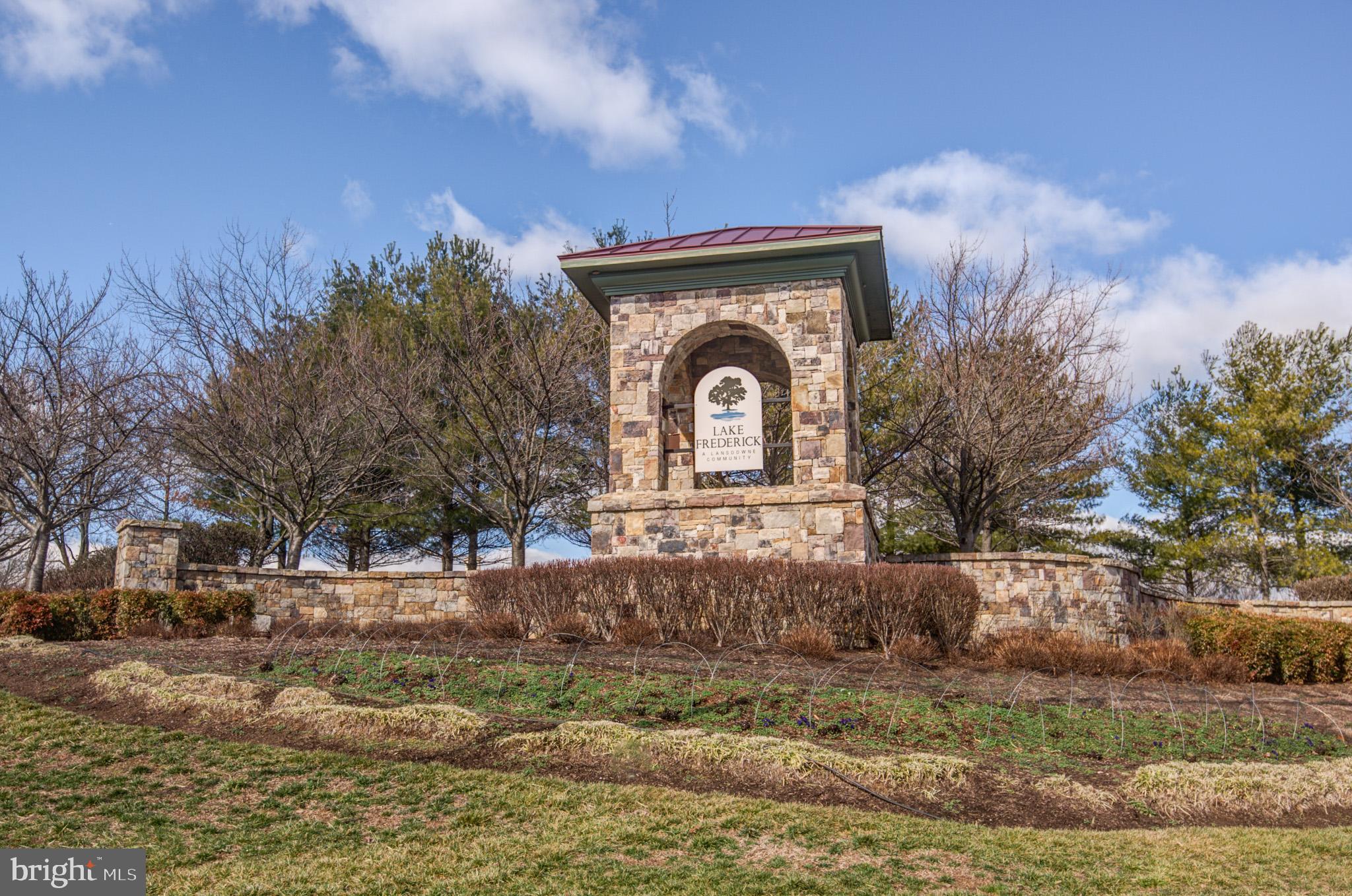 LAKE FREDERICK - Residential Lease