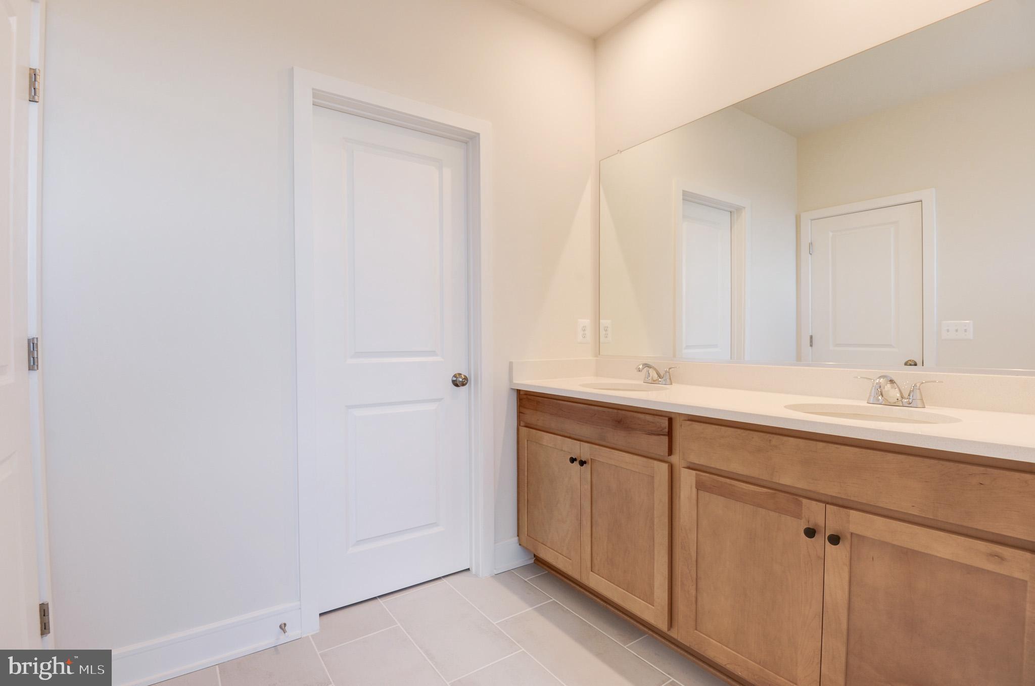 LAKE FREDERICK - Residential Lease