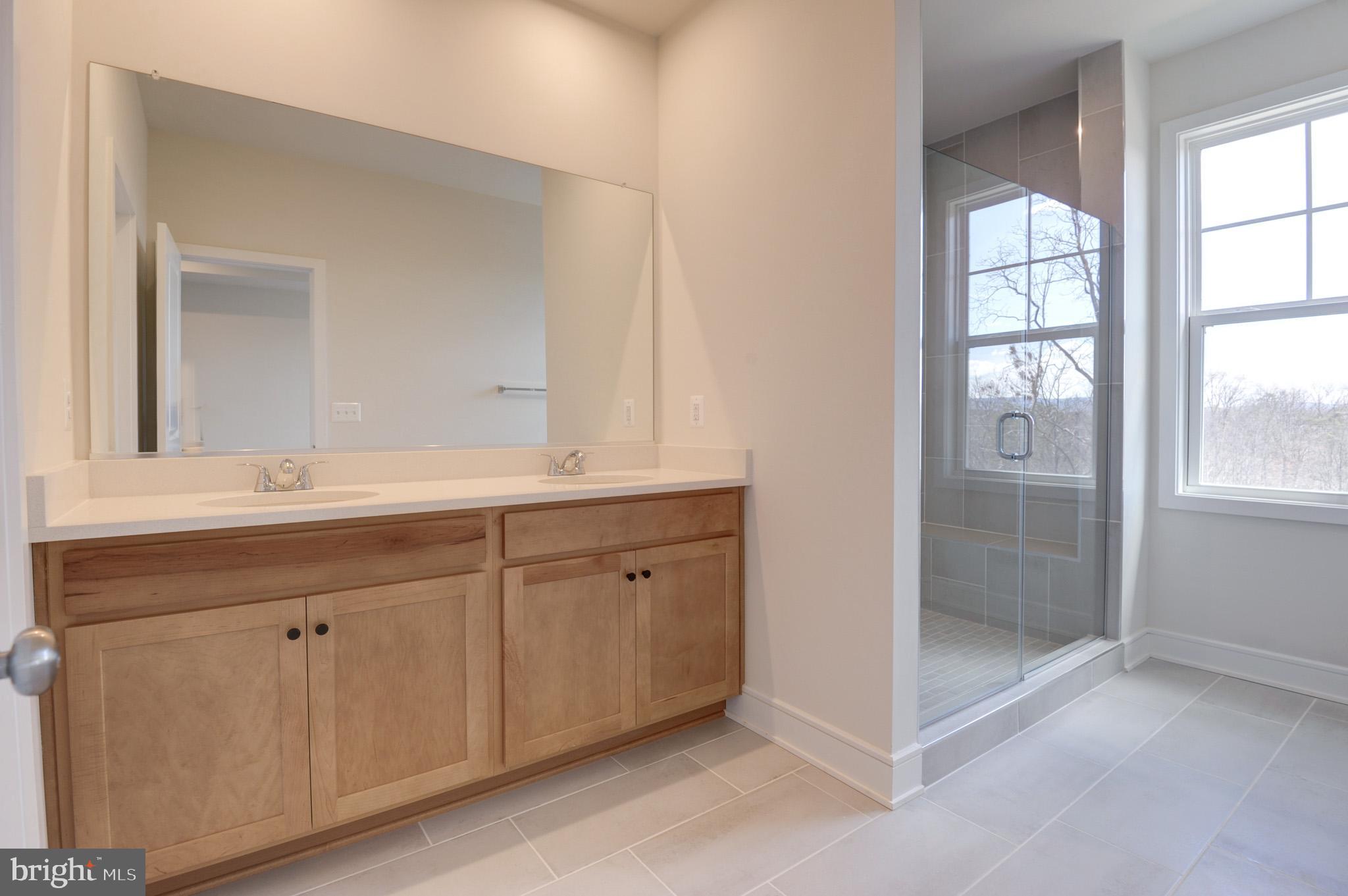 LAKE FREDERICK - Residential Lease