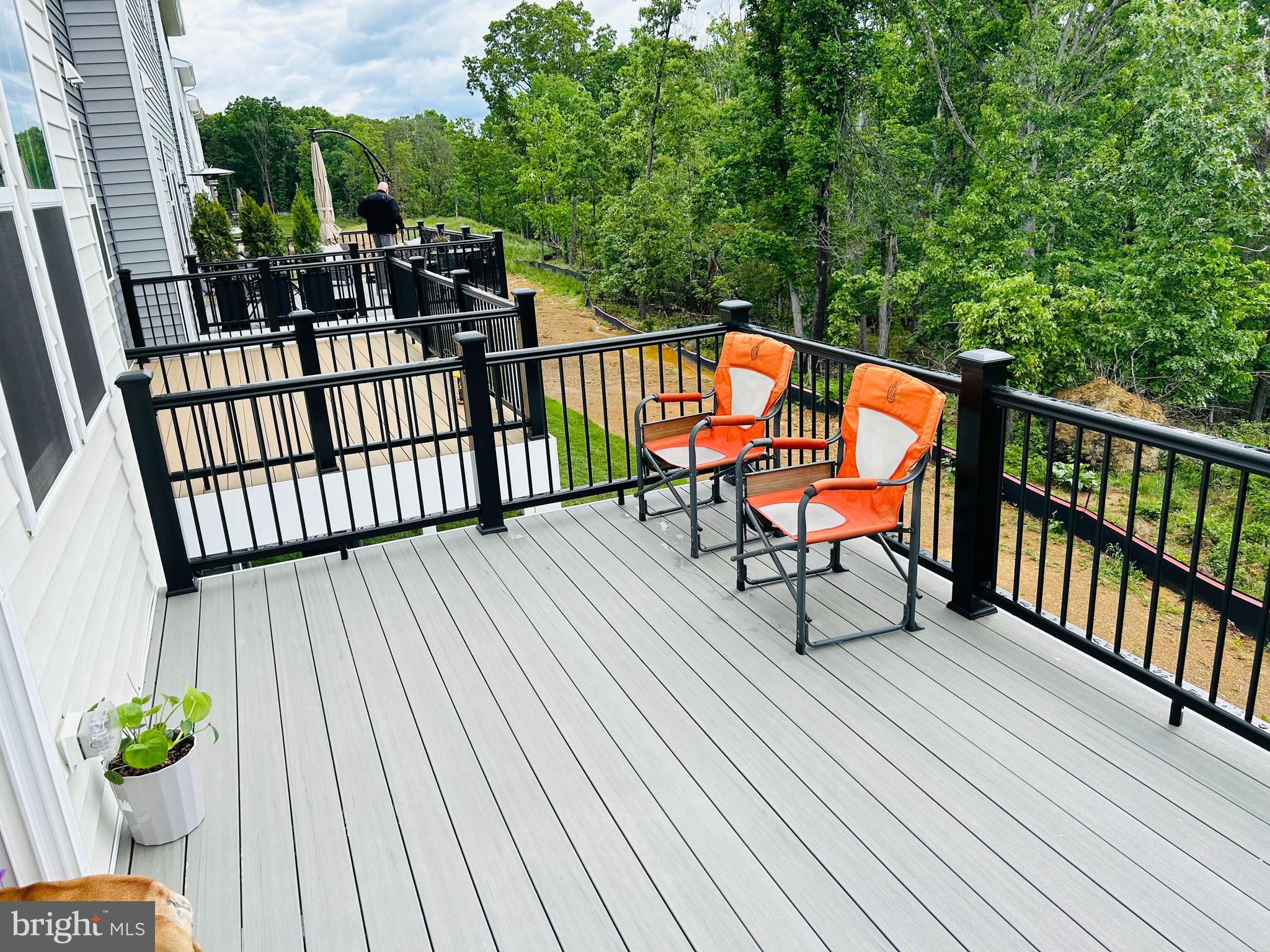 LAKE FREDERICK - Residential Lease