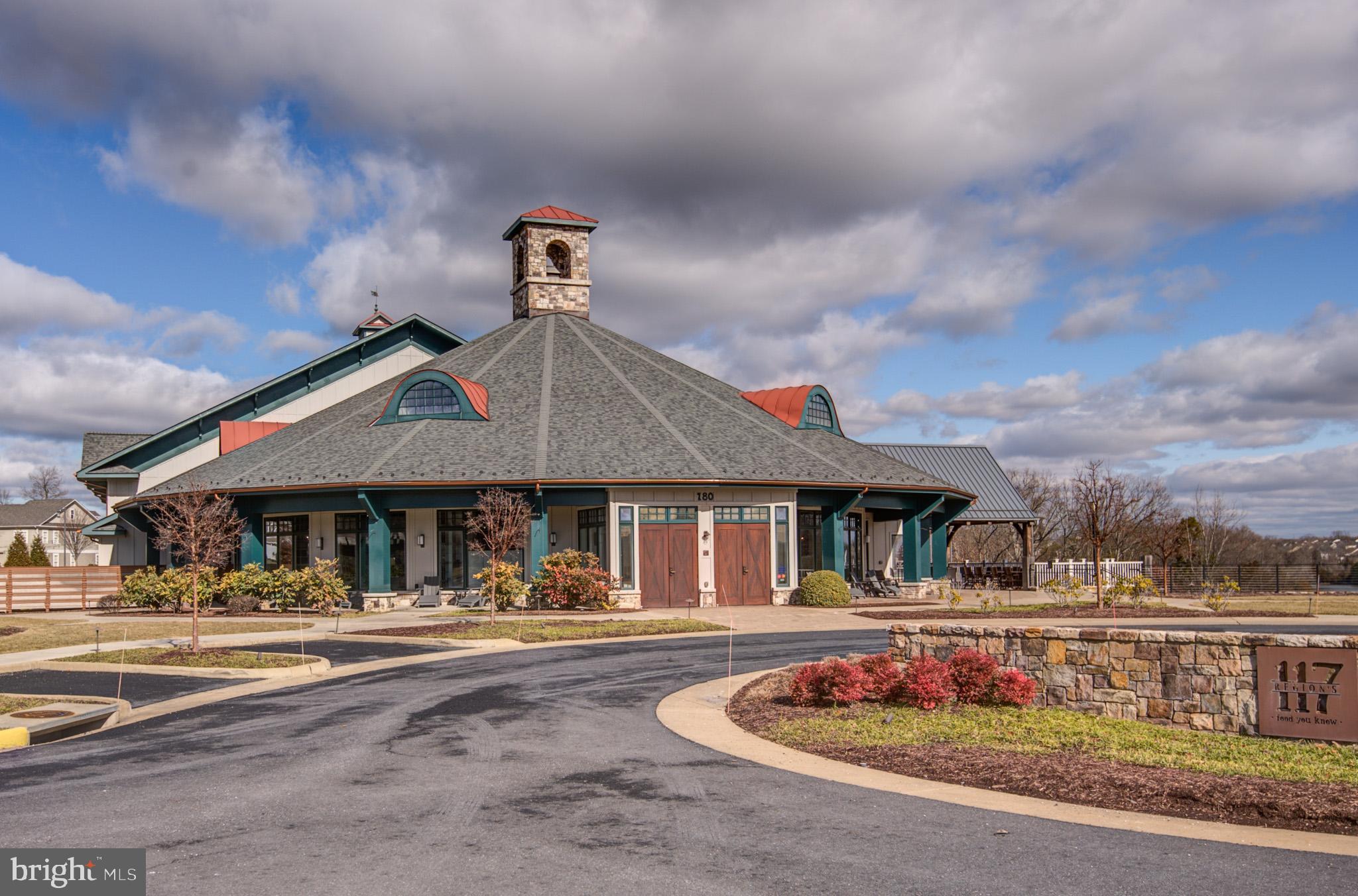 LAKE FREDERICK - Residential Lease