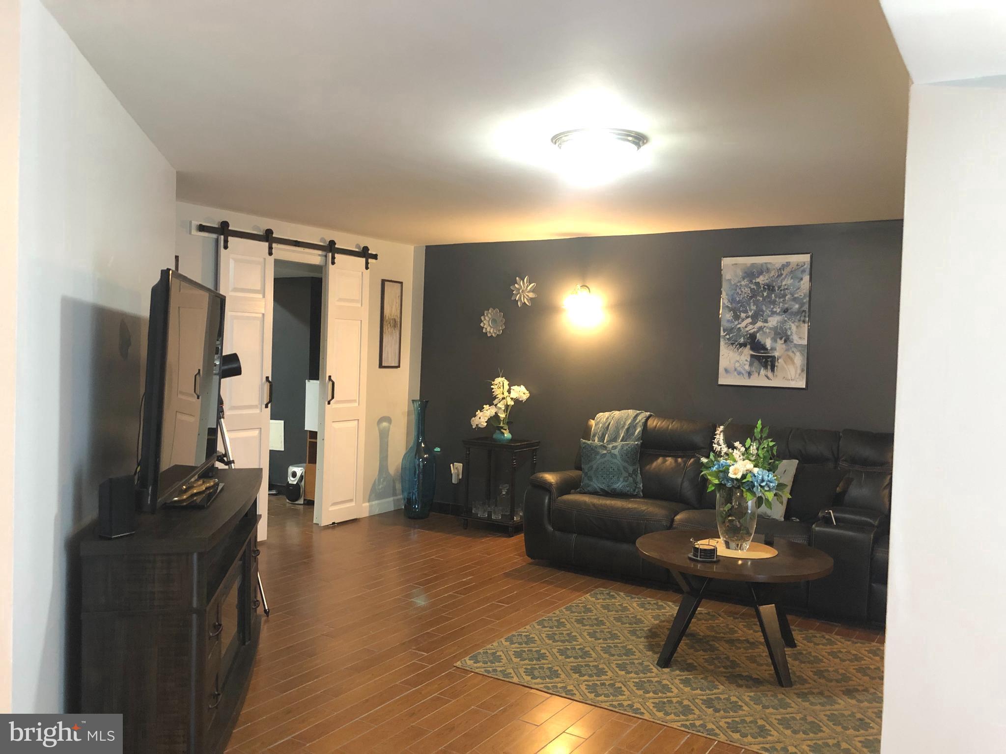 KINGSVIEW SUB - Residential