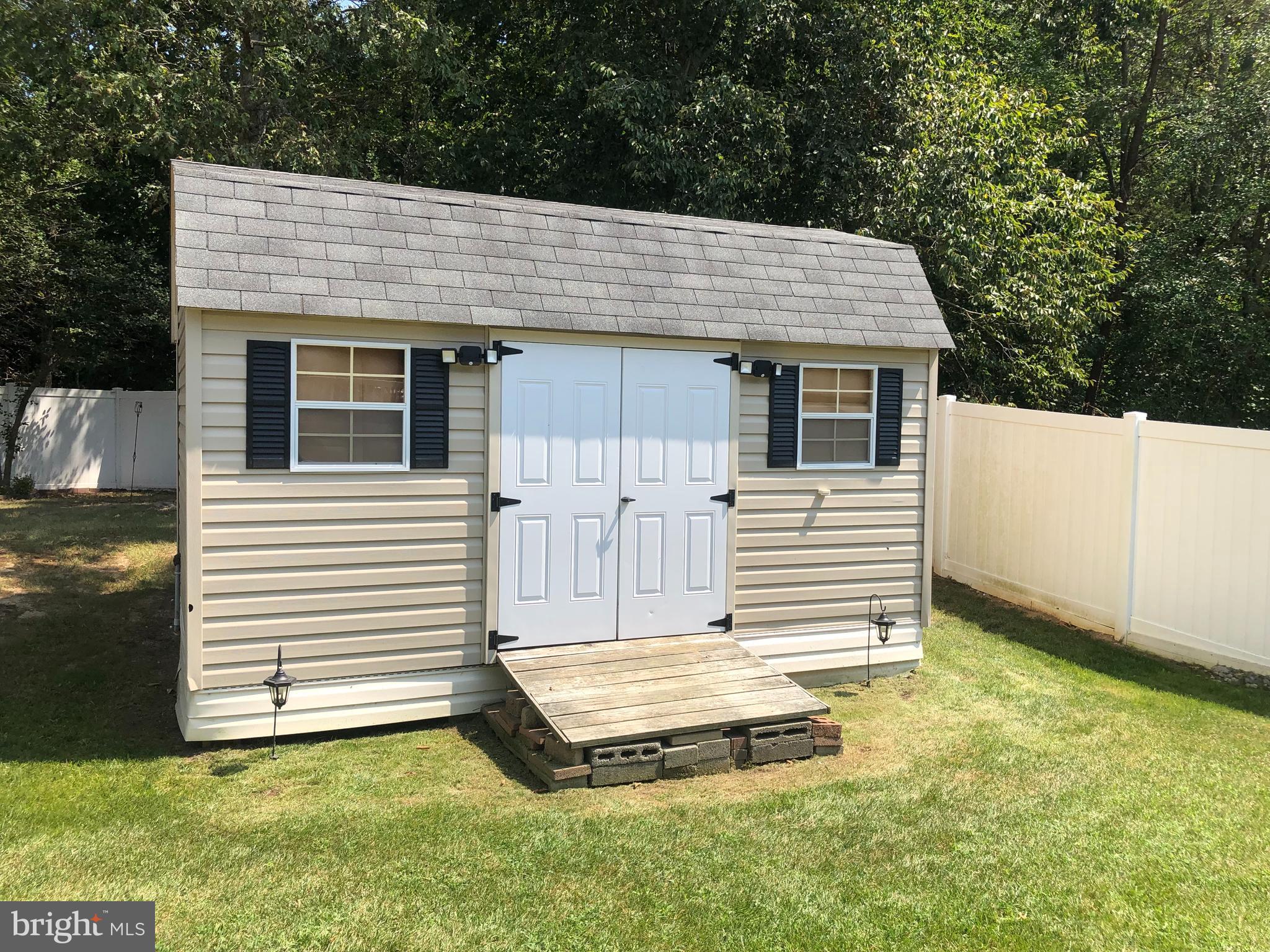 KINGSVIEW SUB - Residential