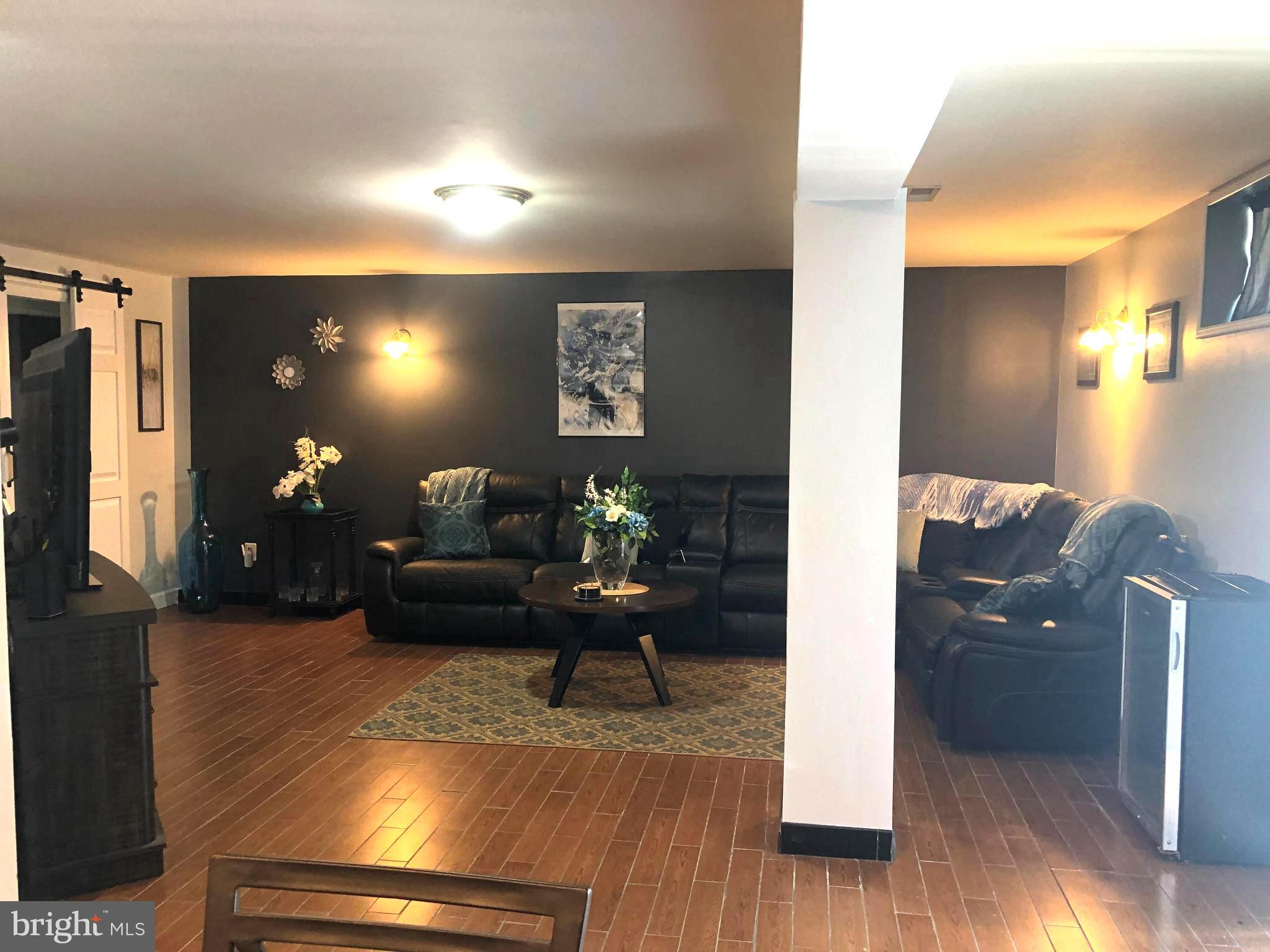 KINGSVIEW SUB - Residential