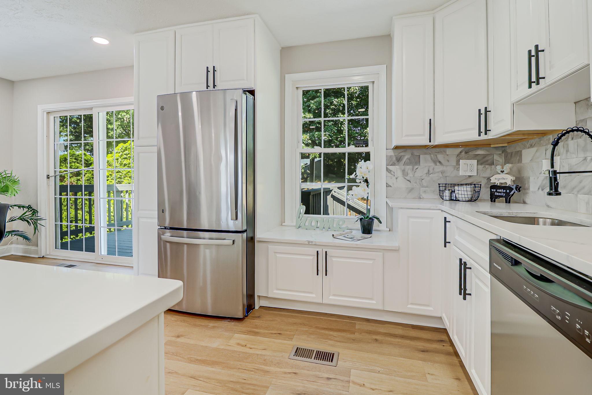 CLEARVIEW MANOR - Residential