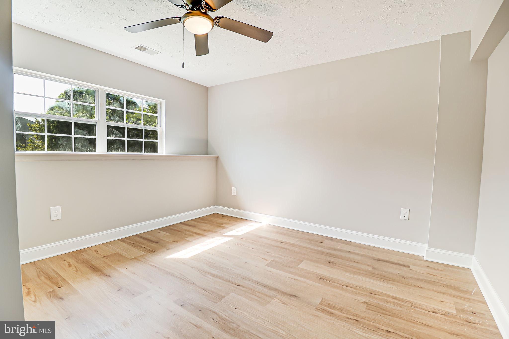 CLEARVIEW MANOR - Residential