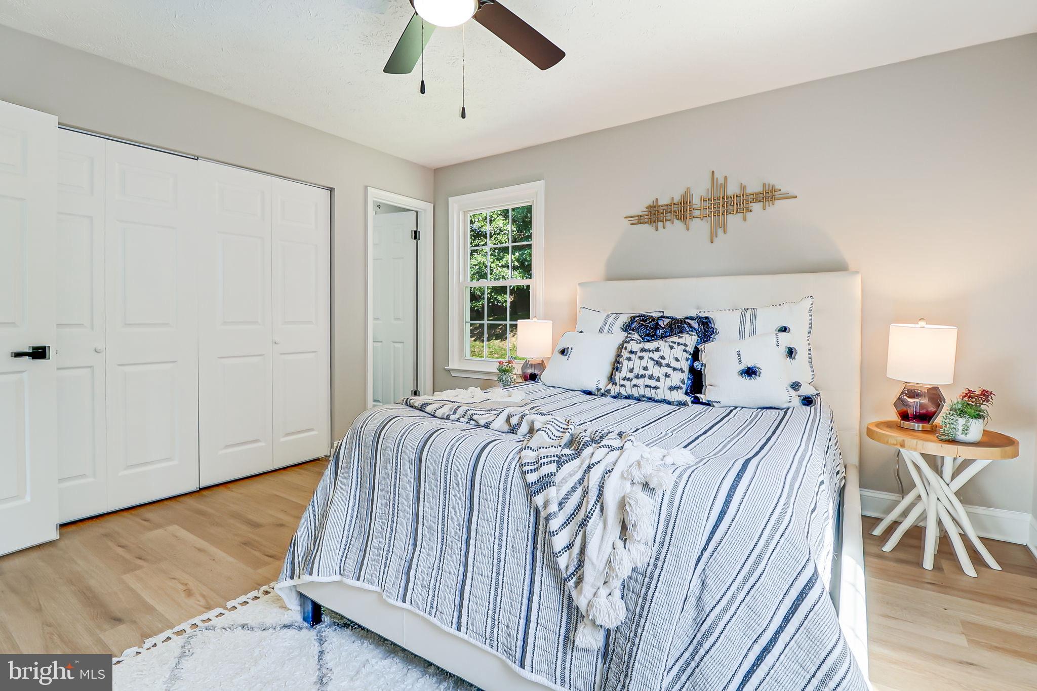 CLEARVIEW MANOR - Residential