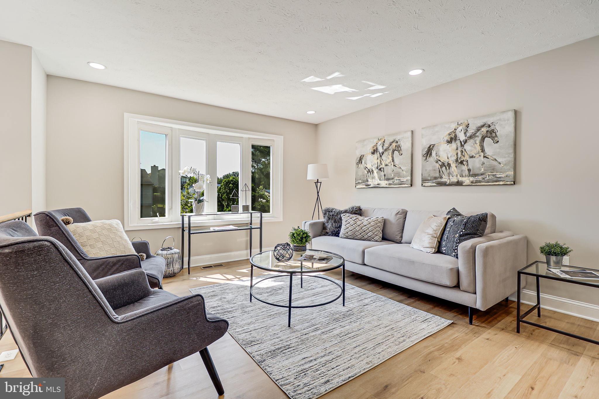 CLEARVIEW MANOR - Residential