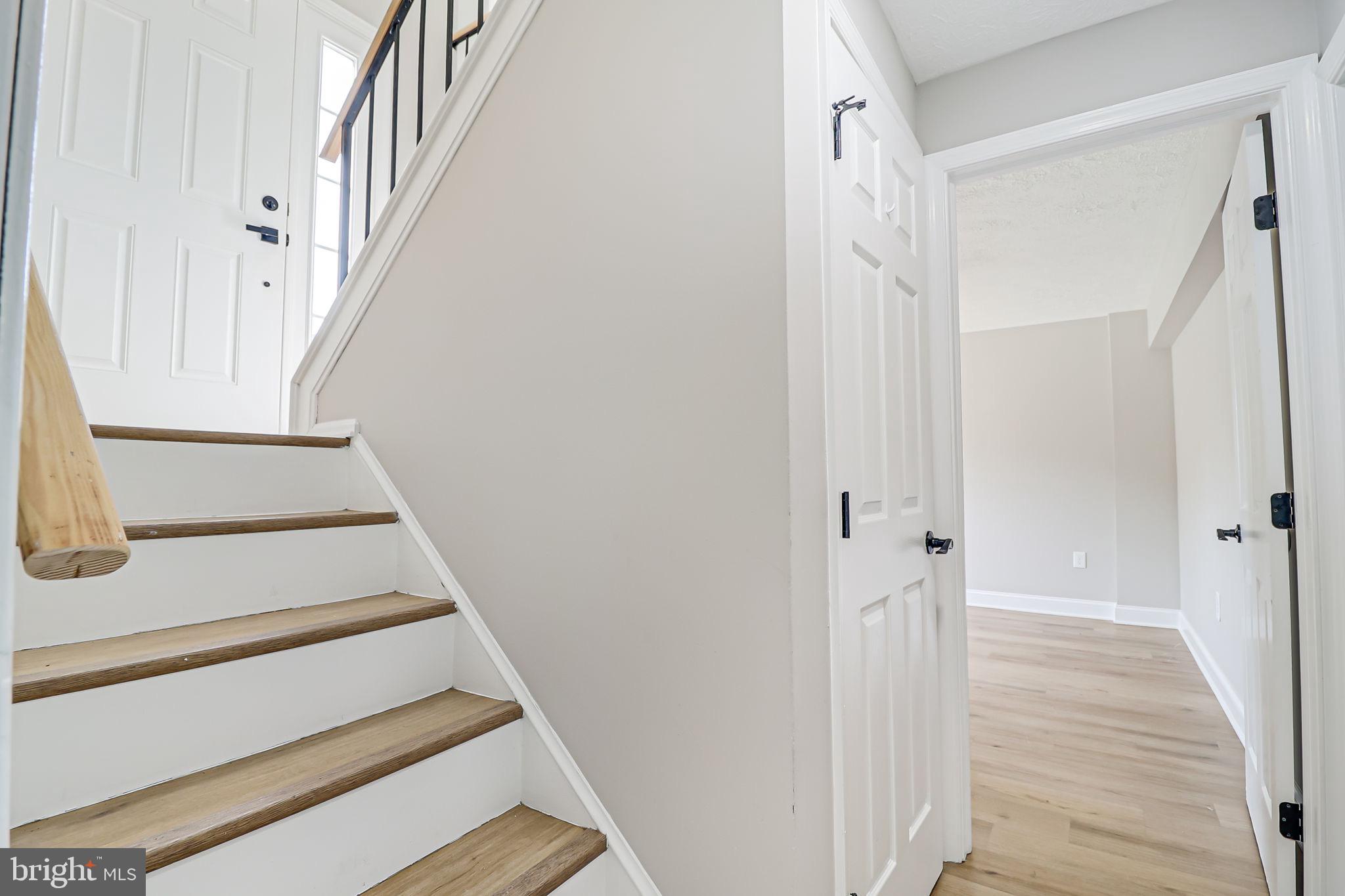 CLEARVIEW MANOR - Residential