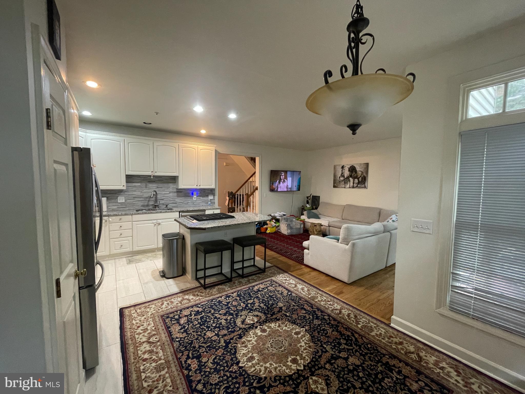 KIDWELL TOWNS - Residential Lease