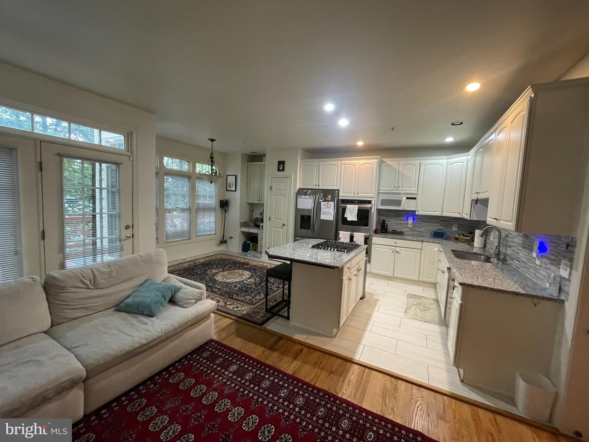 KIDWELL TOWNS - Residential Lease