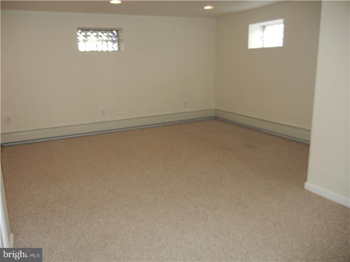 ROBERTS PARK - Residential