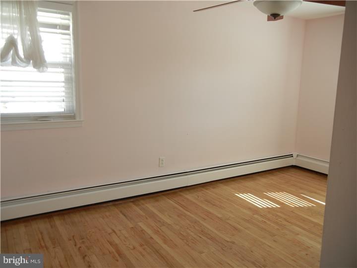 ROBERTS PARK - Residential