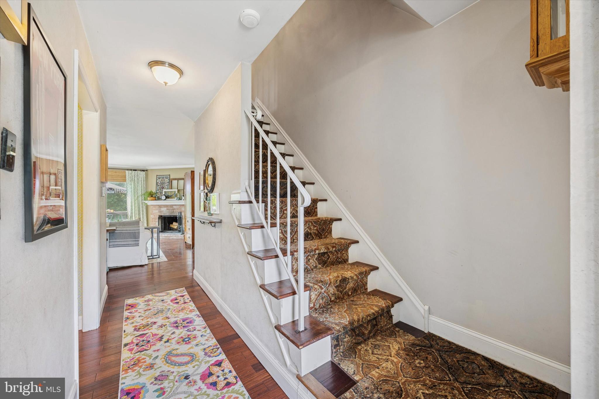 106 CAERNARVON COURT
