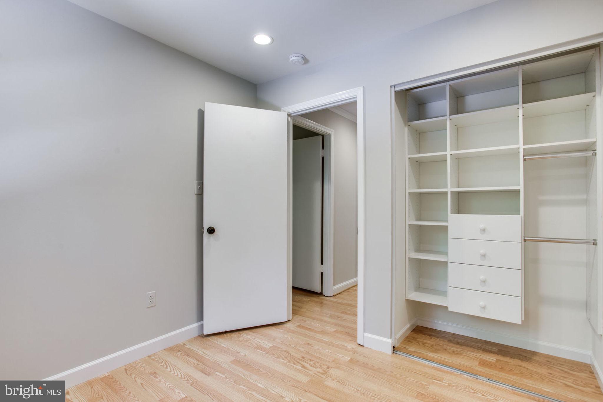 ROCK CREEK PALISADES - Residential Lease